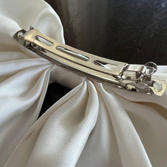 SHASHI Virgin Bow in White NEW - Picture 6 of 6